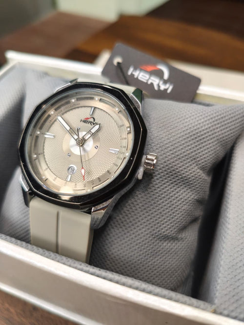 HEYRI Light Grey Dial Men's Quartz Watch | Premium Silicone Strap | Magnetic Lock